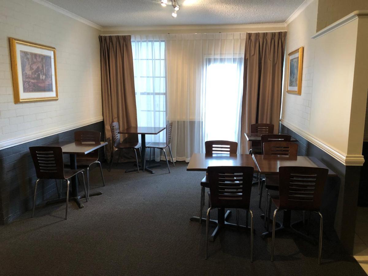 בתהרסט Best Western Coachman'S Inn Motel מראה חיצוני תמונה