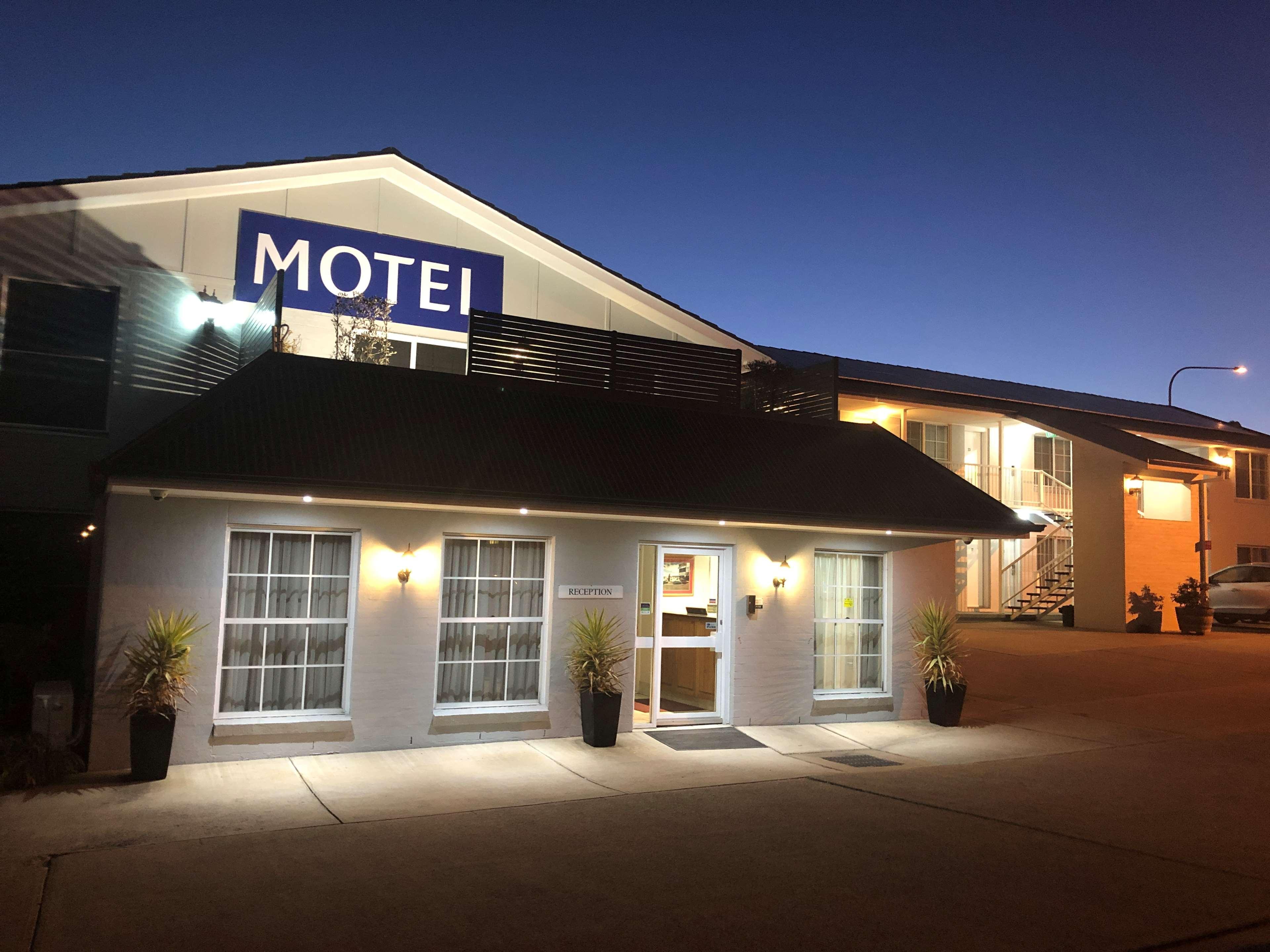 בתהרסט Best Western Coachman'S Inn Motel מראה חיצוני תמונה